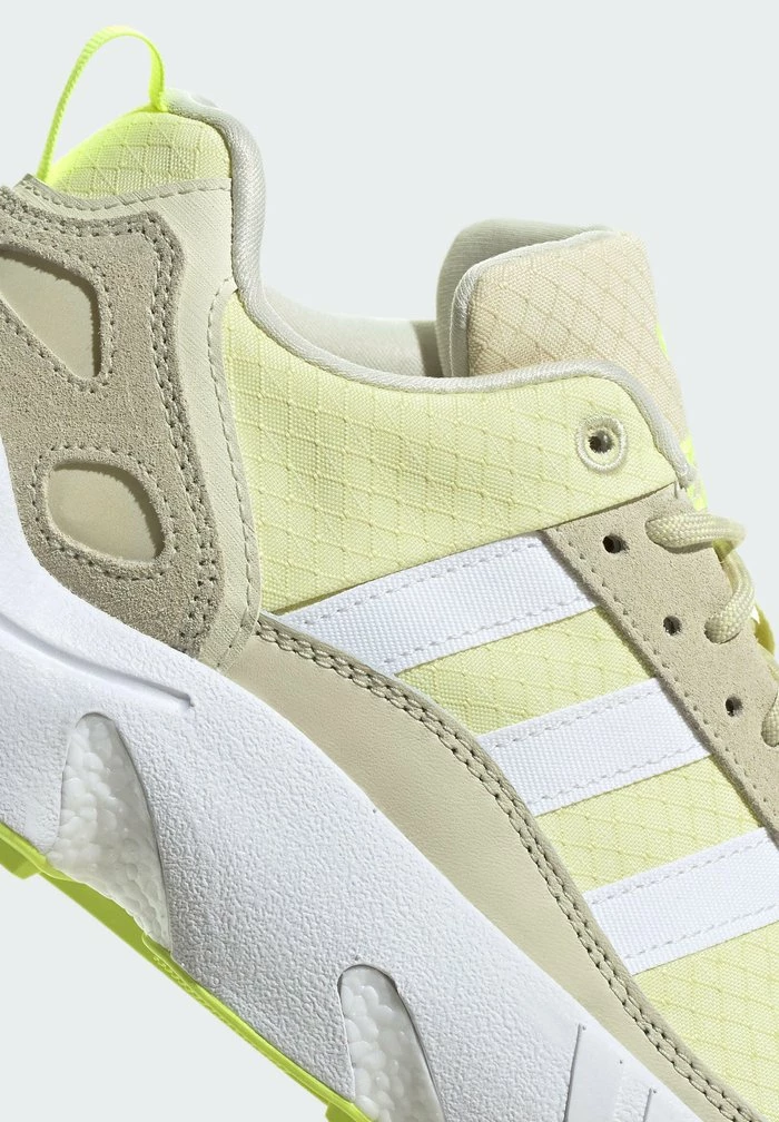 Adidas Originals ZX BOOST - Trainers - Yellow 8 Adidas Originals ZX BOOST - Trainers - Yellow - Image 8