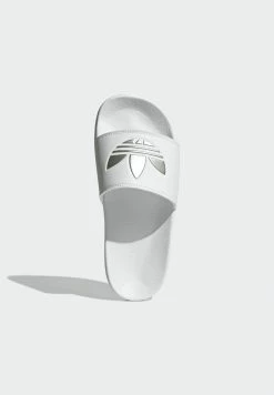 Adidas Originals ADILETTE LITE - Pool Slides - White -Adidas Originals Shop d81904a91f9b41ffa29780996ad6faa7