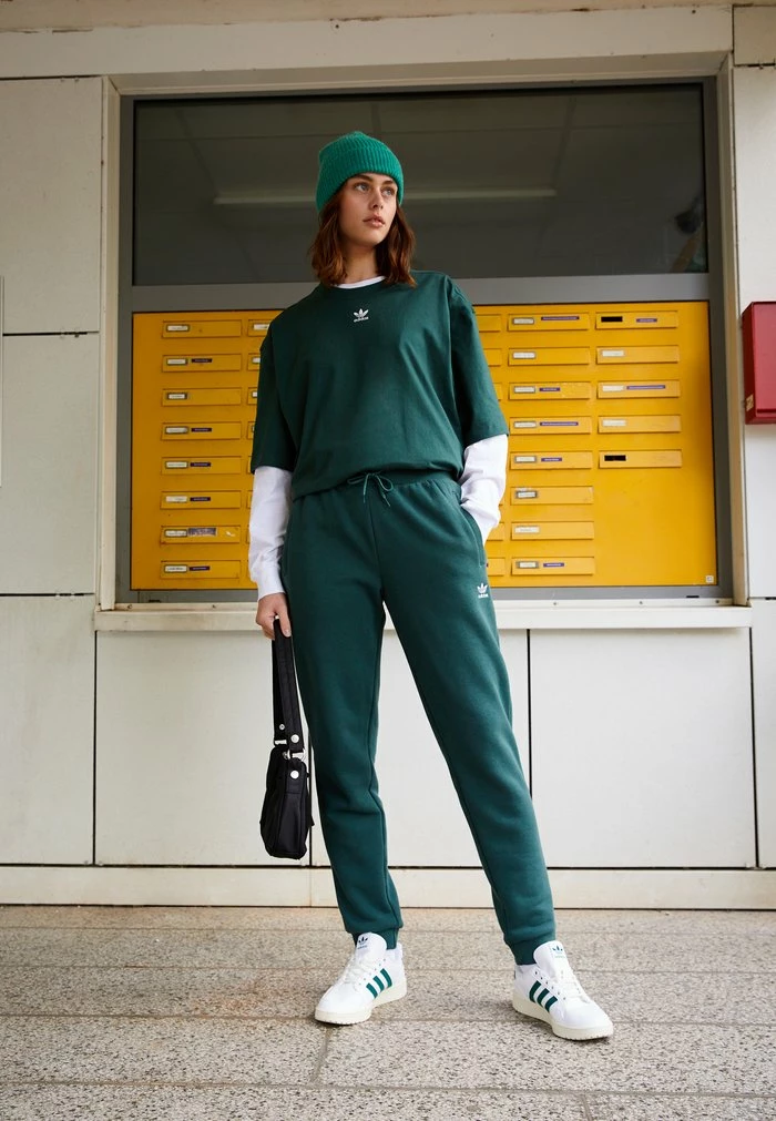 Adidas Originals TEE - Basic T-shirt - Mineral Green 2 Adidas Originals TEE - Basic T-shirt - Mineral Green - Image 2