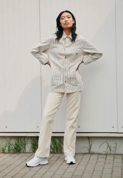 Adidas Originals ASTIR - Trainers - White -Adidas Originals Shop d8f7459fb348468f953b2fe35258938f