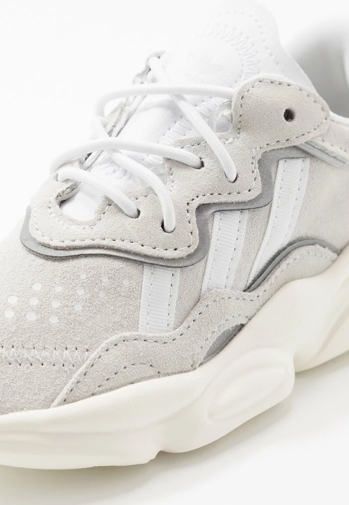 Adidas Originals OZWEEGO UNISEX - Trainers - Crystal White/footwear White/offwhite 3 Adidas Originals OZWEEGO UNISEX - Trainers - Crystal White/footwear White/offwhite - Image 3