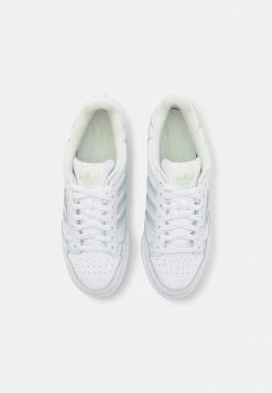Adidas Originals CONTINENTAL 80 STRIPES UNISEX - Trainers - Footwear White/linen Green/off-white -Adidas Originals Shop d9b6af5166934498a82b5391e4341ab2