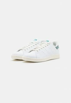 Adidas Originals STAN SMITH UNISEX - Trainers - Footwear White/core Black/cloud White 7 Adidas Originals STAN SMITH UNISEX - Trainers - Footwear White/core Black/cloud White -Adidas Originals Shop d9cd5fc39e43494d83027c395be67d89