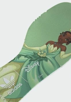 Adidas Originals Trainers - White 15 Adidas Originals Trainers - White -Adidas Originals Shop da0e4159124540fa8c304ba9a5ffd314