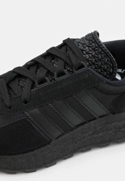 Adidas Originals RETROPY E5 UNISEX - Trainers - Core Black -Adidas Originals Shop dc080b2153a44be2ad3531d6ee58adc6