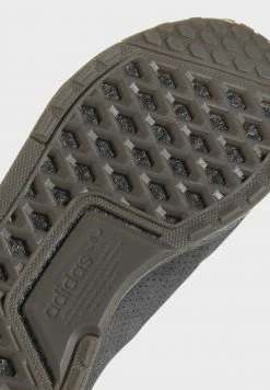 Adidas Originals NMD V3 - Trainers - Grey 12 Adidas Originals NMD V3 - Trainers - Grey -Adidas Originals Shop de27fb4e41764bc2a439b5d0ee61e745