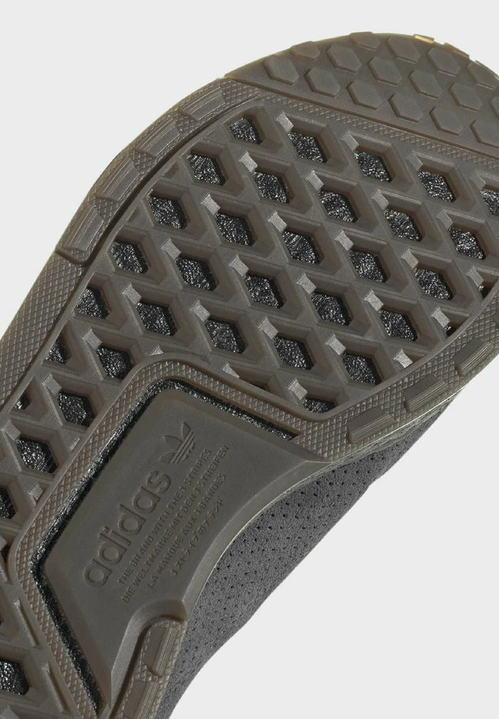 Adidas Originals NMD V3 - Trainers - Grey 6 Adidas Originals NMD V3 - Trainers - Grey - Image 6