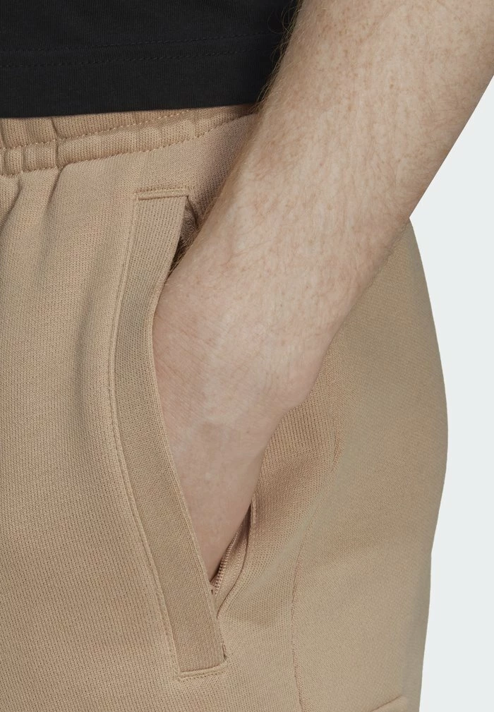 Adidas Originals OZWORLD - Shorts - Magic Beige 5 Adidas Originals OZWORLD - Shorts - Magic Beige - Image 5