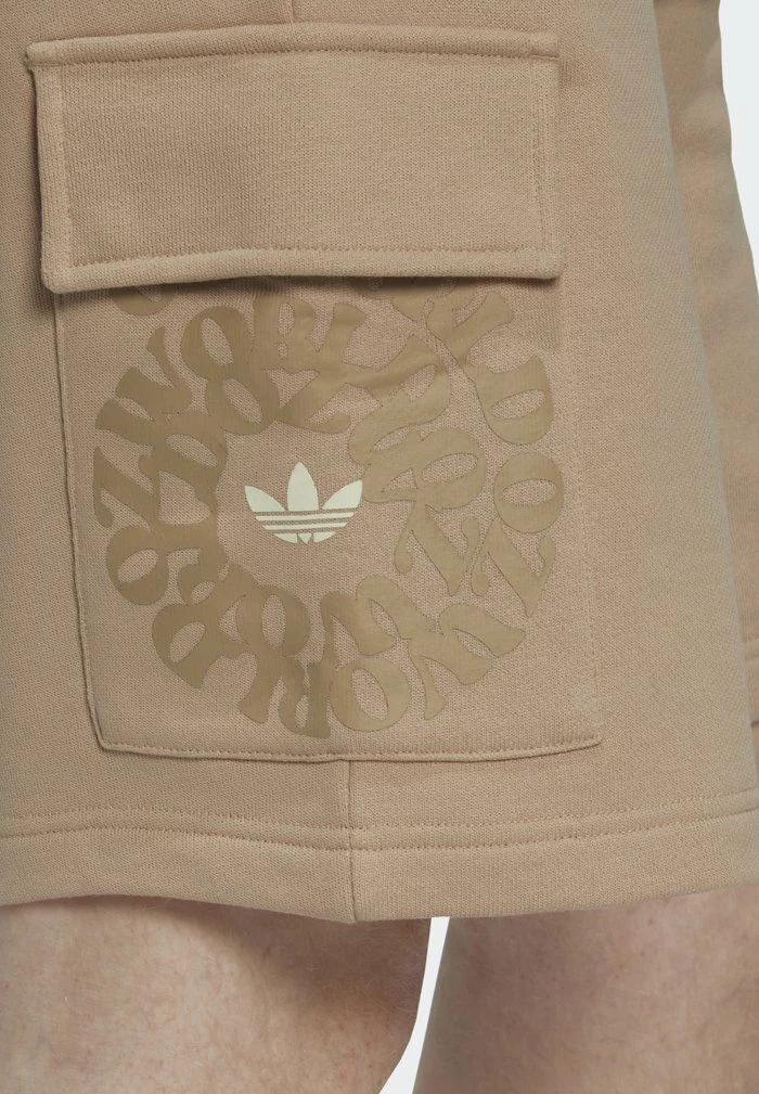 Adidas Originals OZWORLD - Shorts - Magic Beige 4 Adidas Originals OZWORLD - Shorts - Magic Beige - Image 4