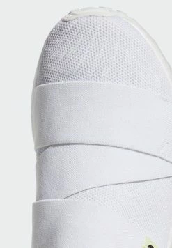 Adidas Originals NMD_R1 - Trainers - White 15 Adidas Originals NMD_R1 - Trainers - White -Adidas Originals Shop dfb68c408ccf4f82b2efef669e5abbd9