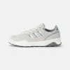Adidas Originals INDOOR CT UNISEX - Trainers - Grey One/silver Met/white