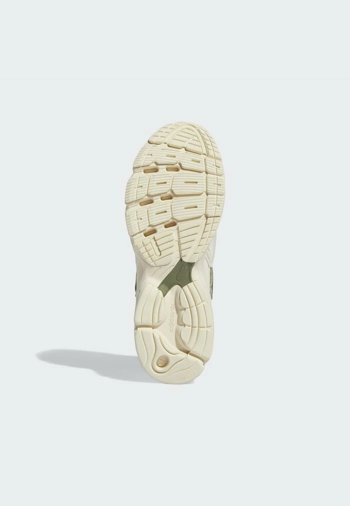 Adidas Originals ASTIR - Trainers - Green 3 Adidas Originals ASTIR - Trainers - Green - Image 3