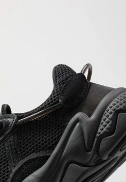 Adidas Originals OZWEEGO - Trainers - Core Black/carbon -Adidas Originals Shop e52f613dd7794332b9c4ed4928fda717
