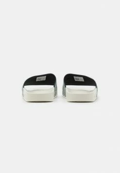 Adidas Originals ADILETTE - Mules - Tech Emerald/cloud White/off White -Adidas Originals Shop e606614cfb2748dfae10f614862f8bf1