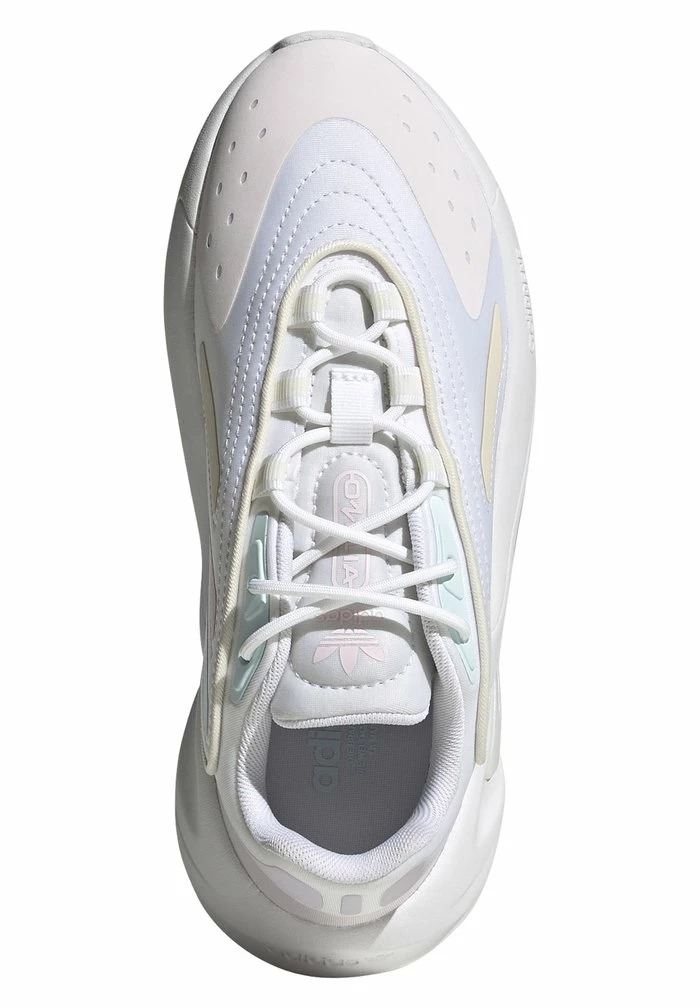 Adidas Originals OZELIA UNISEX - Trainers - Ftwr White/almost Pink/almost Blue 3 Adidas Originals OZELIA UNISEX - Trainers - Ftwr White/almost Pink/almost Blue - Image 3