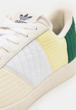 Adidas Originals SUPERSTAR 82 PANEL UNISEX - Trainers - Almost Yellow/shadow Navy/off White 11 Adidas Originals SUPERSTAR 82 PANEL UNISEX - Trainers - Almost Yellow/shadow Navy/off White -Adidas Originals Shop e83bda1c523d4e92baafdaa4714c51a2