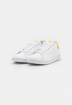 Adidas Originals STAN SMITH UNISEX - Trainers - Footwear White/almost Yellow 7 Adidas Originals STAN SMITH UNISEX - Trainers - Footwear White/almost Yellow -Adidas Originals Shop e8be2977a30b4e7d8c79129cf4f539ba