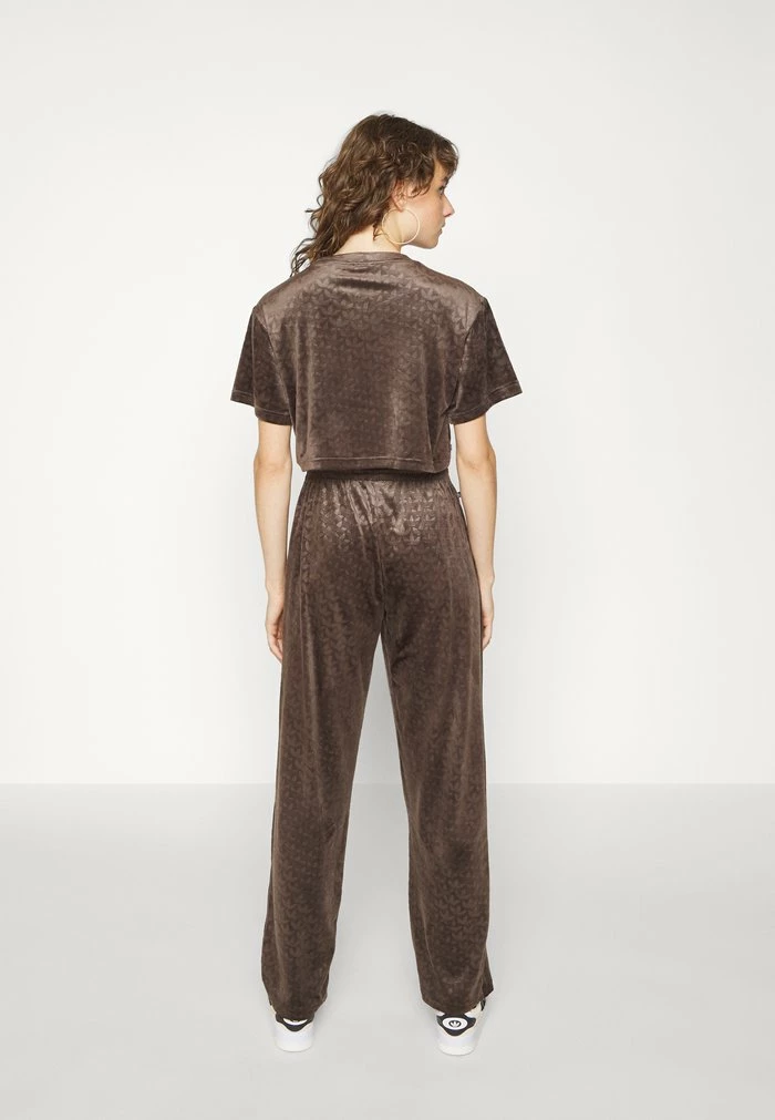 Adidas Originals CROPPED TEE - Basic T-shirt - Dark Brown 4 Adidas Originals CROPPED TEE - Basic T-shirt - Dark Brown - Image 4