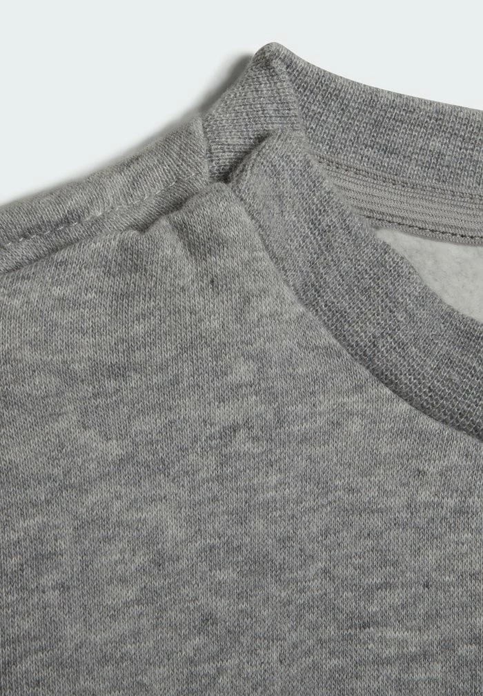 Adidas Originals CREW UNISEX SET - Tracksuit - Medium Grey Heather 6 Adidas Originals CREW UNISEX SET - Tracksuit - Medium Grey Heather - Image 6