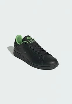 Adidas Originals STAN SMITH - Trainers - Black -Adidas Originals Shop ec77f84533e64c95902928659a5bf69b