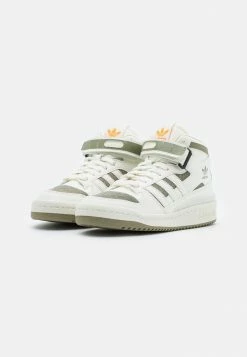 Adidas Originals FORUM MID UNISEX - High-top Trainers - Offwhite/footwear White/orbit Green -Adidas Originals Shop ed6681a87ced4b539178f93b98d3c99e