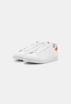 Adidas Originals STAN SMITH UNISEX - Trainers - White/fagic Earth -Adidas Originals Shop efa2341c3fac40a7af3eb8bbebc2cf39