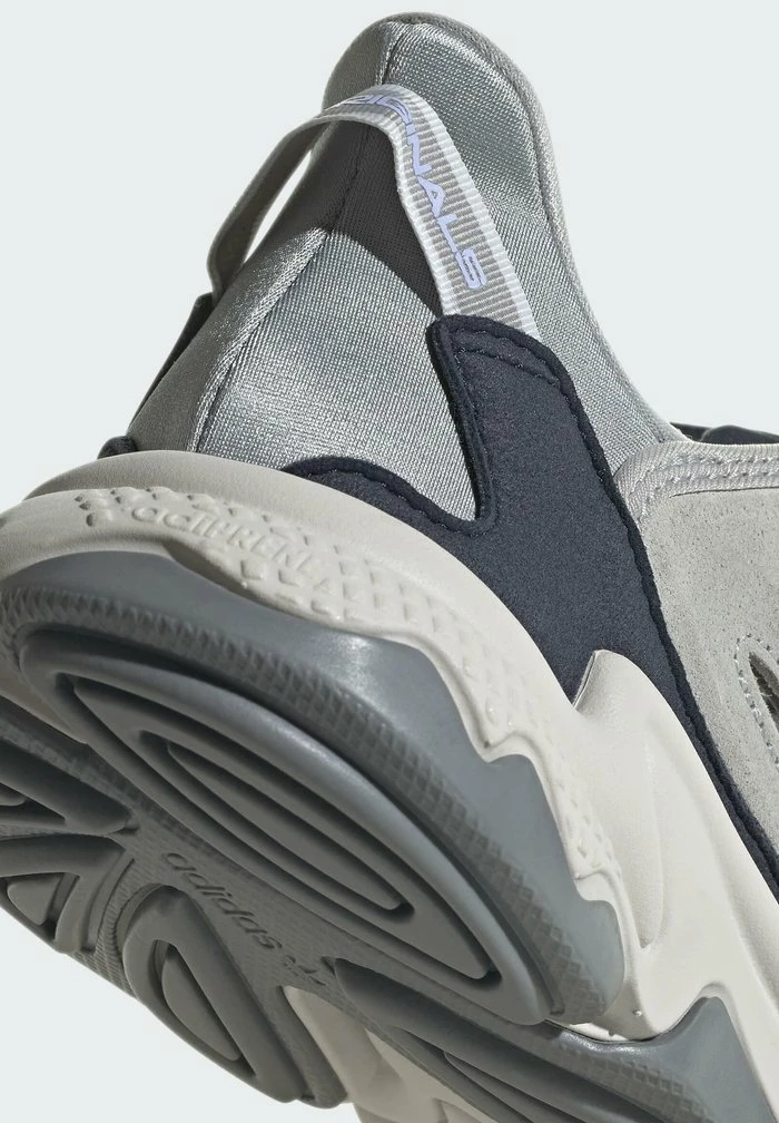 Adidas Originals OZWEEGO CELOX - Trainers - Grey 8 Adidas Originals OZWEEGO CELOX - Trainers - Grey - Image 8
