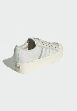 Adidas Originals NIZZA PLATFORM - Trainers - White -Adidas Originals Shop f10a1991f55745349ab95392bfe14eac