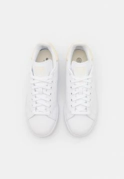 Adidas Originals STAN SMITH - Trainers - Footwear White/ecru Tint/core Black -Adidas Originals Shop f1996b0e79e64ea2a4fb1a8a7e01e138