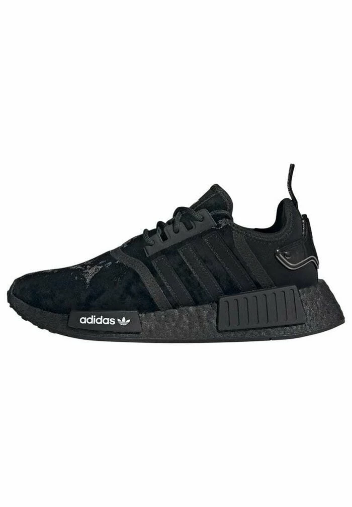 Adidas Originals Trainers - Black 1 Adidas Originals Trainers - Black
