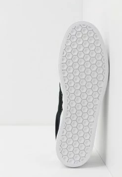 Adidas Originals 3MC UNISEX - Trainers - Core Black/footwear White 10 Adidas Originals 3MC UNISEX - Trainers - Core Black/footwear White -Adidas Originals Shop f49b1db5768a48a0a535c93e3b19bb98