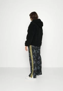 Adidas Originals JACKET - Winter Jacket - Black 15 Adidas Originals JACKET - Winter Jacket - Black -Adidas Originals Shop f4e92aa83afd4dc2b1dbcaf546c2c660