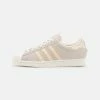Adidas Originals SUPERSTAR UNISEX - Trainers - Off White/white/pulse Amber