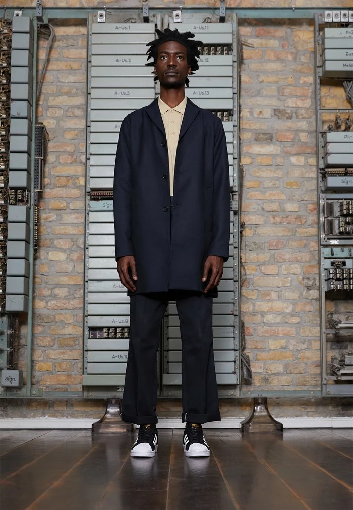 Adidas Originals SUPERSTAR VEGAN - Trainers - Core Black/footwear White/gold Metallic 1 Adidas Originals SUPERSTAR VEGAN - Trainers - Core Black/footwear White/gold Metallic