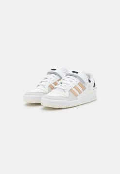 Adidas Originals FORUM - Trainers - White -Adidas Originals Shop f7513c5e70cb4b2e9cacc7ea0161fffb