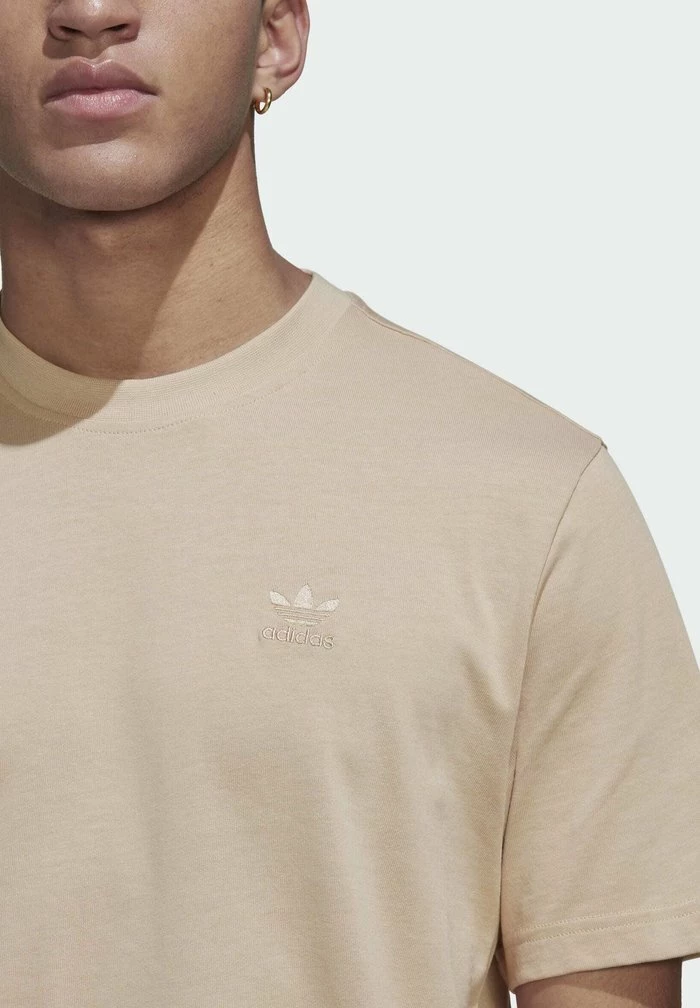 Adidas Originals OZWORLD - Print T-shirt - Beige 5 Adidas Originals OZWORLD - Print T-shirt - Beige - Image 5