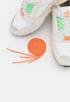 Adidas Originals ZX 8000 SMU - Trainers - Crystal White/offwhite/grey One -Adidas Originals Shop f81f22863dfa4a0baacbcfc54b633539