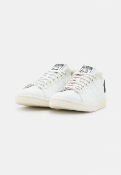Adidas Originals STAN SMITH PARLEY UNISEX - Trainers - White 7 Adidas Originals STAN SMITH PARLEY UNISEX - Trainers - White -Adidas Originals Shop f8bca62f655d4adbb1172fde604ee048