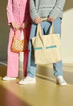 Adidas Originals STAN SMITH SILVER ANIMALS UNISEX - Trainers - White 11 Adidas Originals STAN SMITH SILVER ANIMALS UNISEX - Trainers - White -Adidas Originals Shop f98adc8236d146a89cbb5c598705d473