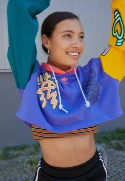 Adidas Originals LOVEUNI CROP - Sweatshirt - Purple/multicolor -Adidas Originals Shop fc901b9766de4d06bc85cab81d0fdc52