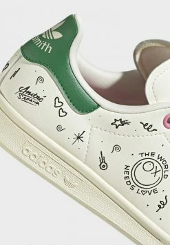 Adidas Originals Trainers - White -Adidas Originals Shop fe048894780842babdea616b5bcdbed9