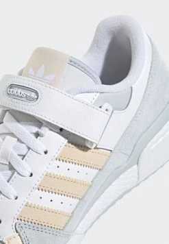 Adidas Originals FORUM LOW UNISEX - Trainers - Blue -Adidas Originals Shop fe657ab095f048ad8dbfddad4fb2d66b