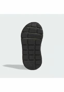 Adidas Originals SWIFT RUN UNISEX - Trainers - Core Black/ftwr White/core Black -Adidas Originals Shop feb0c2706cd548e08462870269c36782