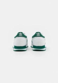 Adidas Originals USA 84 UNISEX - Trainers - Footwear White/collegiate Green -Adidas Originals Shop ff8e7f2625c446a4934b719abbd94fb5